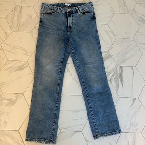 Used — Good American “Good Legs Straight” jeans size 8/29 color: indigo205
